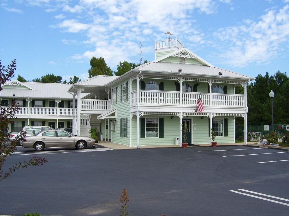 Woodstream Inn Hogansville Экстерьер фото